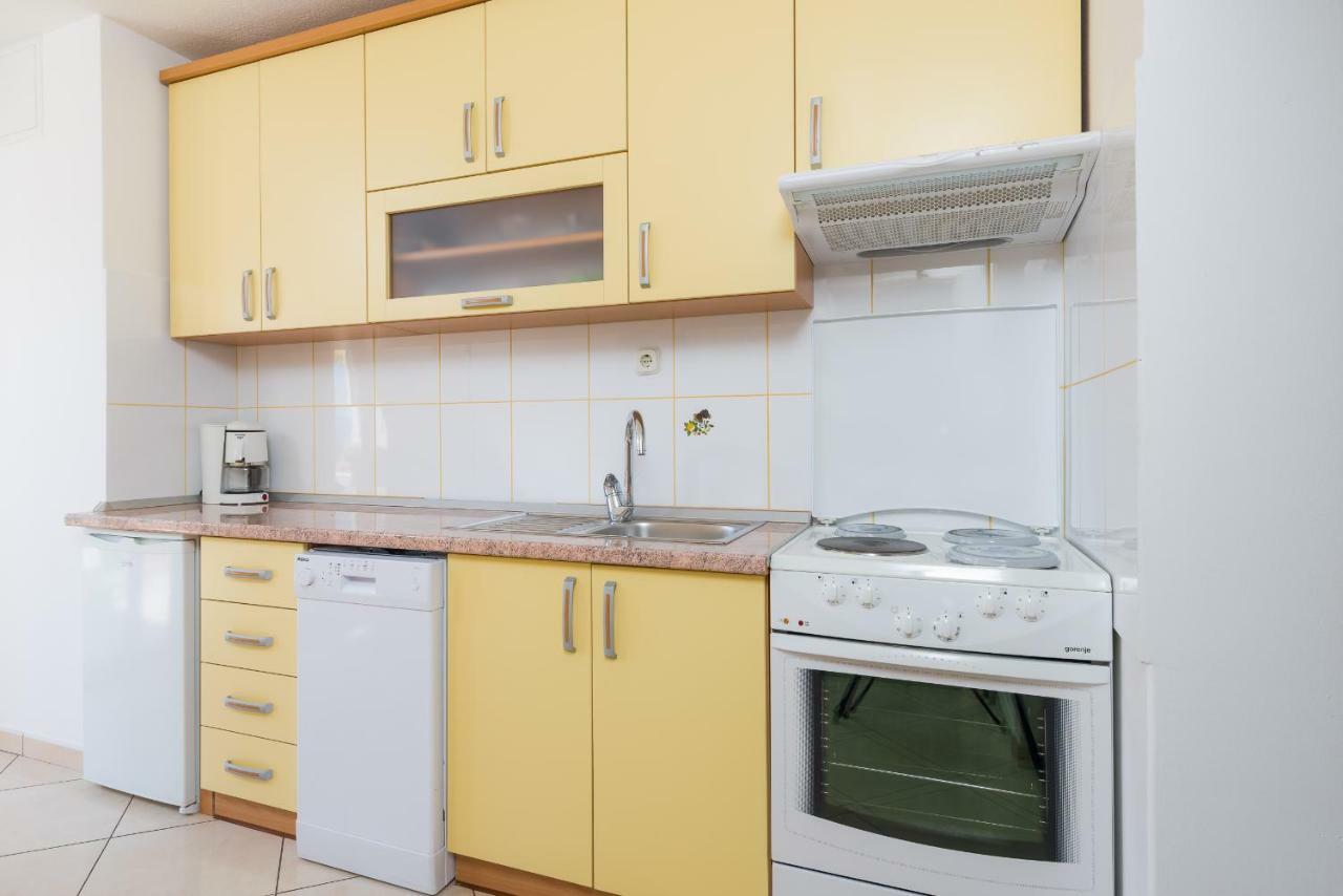 Apartments Nada Bol Zewnętrze zdjęcie