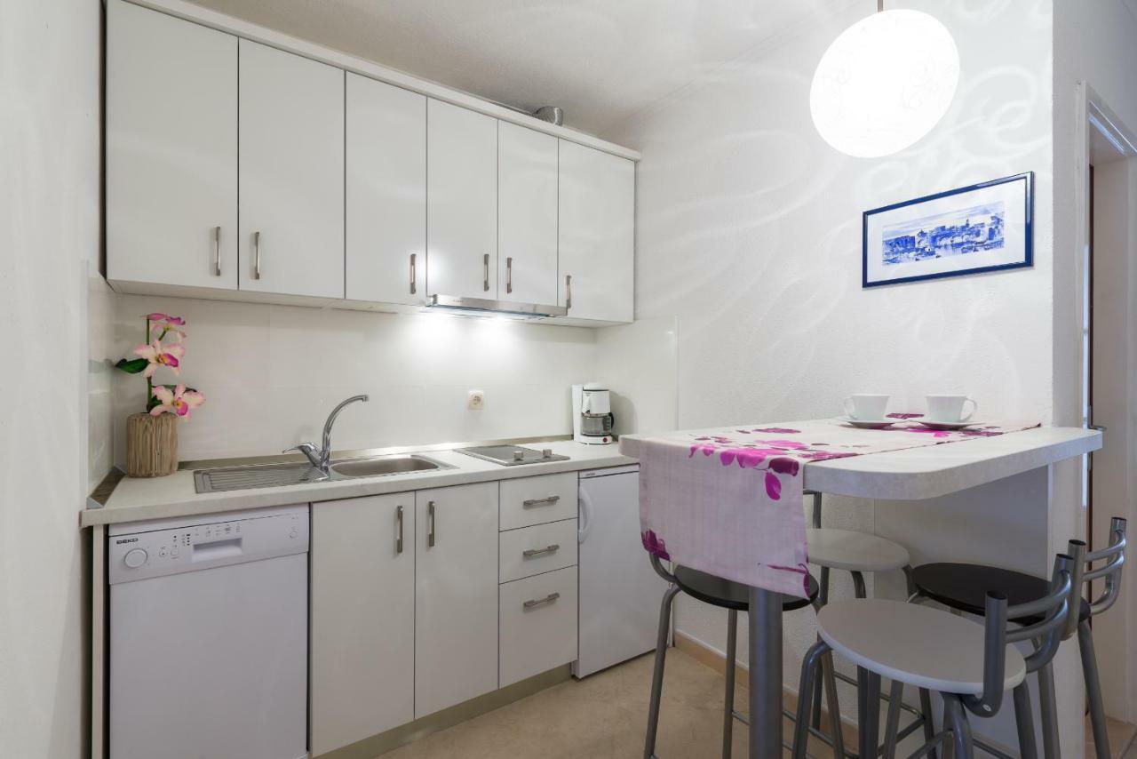 Apartments Nada Bol Zewnętrze zdjęcie