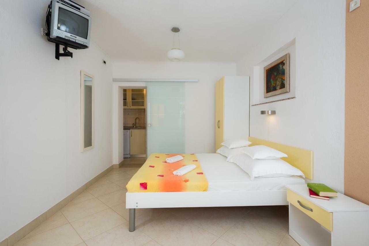 Apartments Nada Bol Zewnętrze zdjęcie