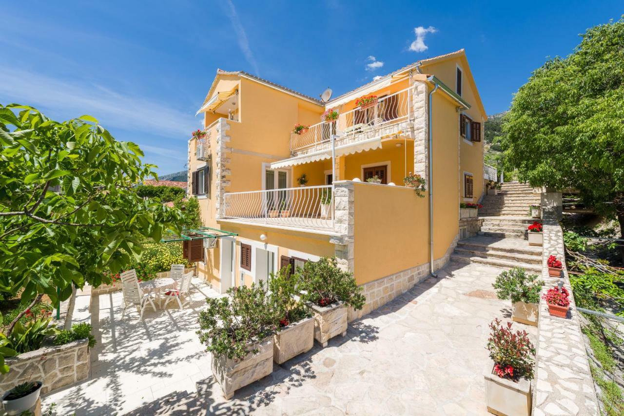 Apartments Nada Bol Zewnętrze zdjęcie