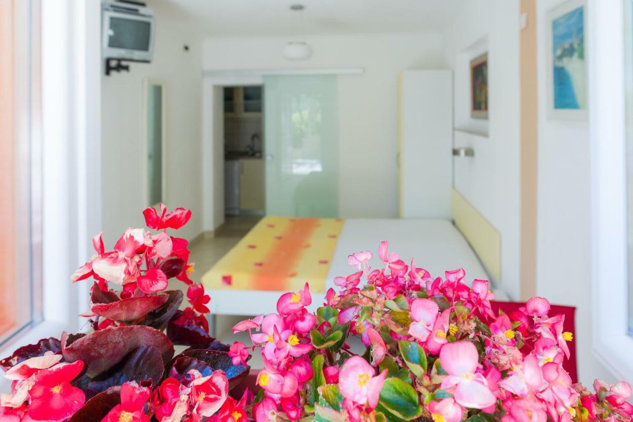Apartments Nada Bol Zewnętrze zdjęcie
